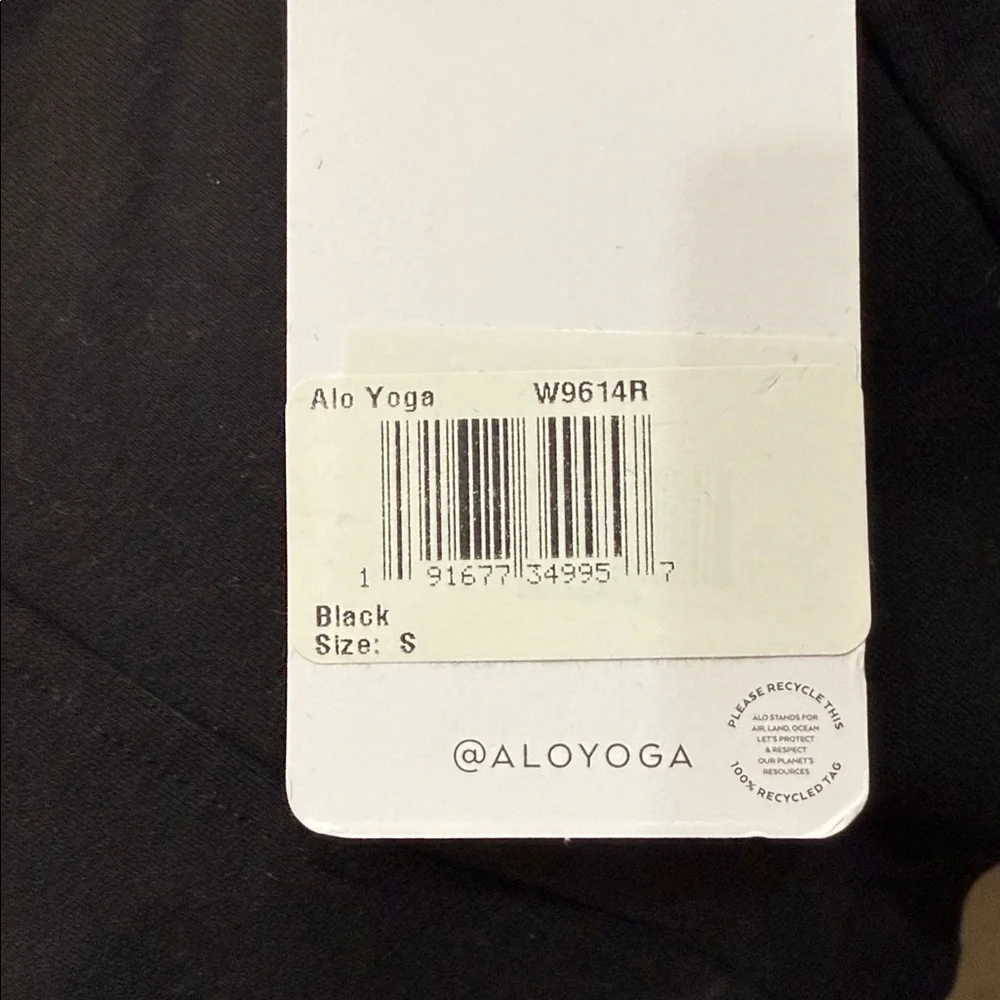 ALO YOGA | ✨NEW✨ Softsculpt Bra Tank in Black - Picture 5 of 5